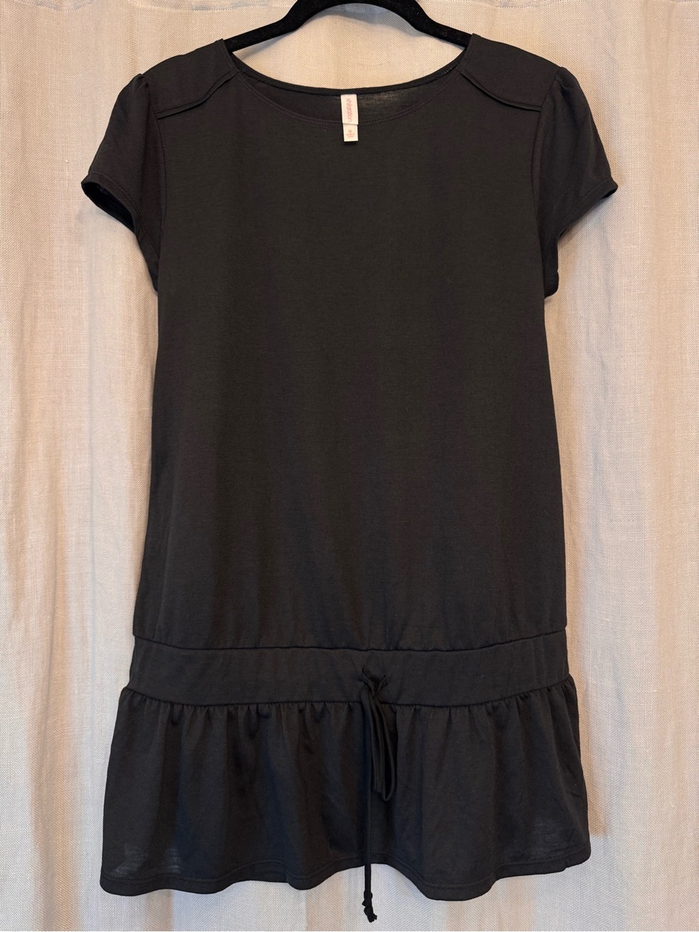Xhilaration Black Drop Waist Ruffle Mini Dress Casual Knit Short Sleeve M LNWOT
